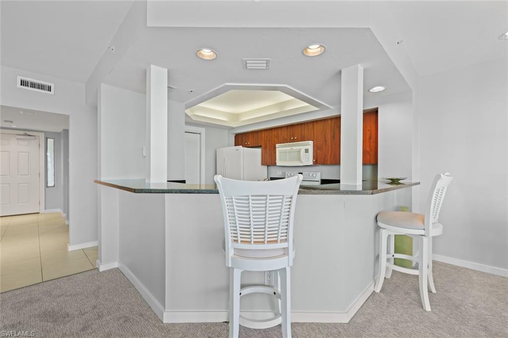 1666 Lands End Village Property Photo 12