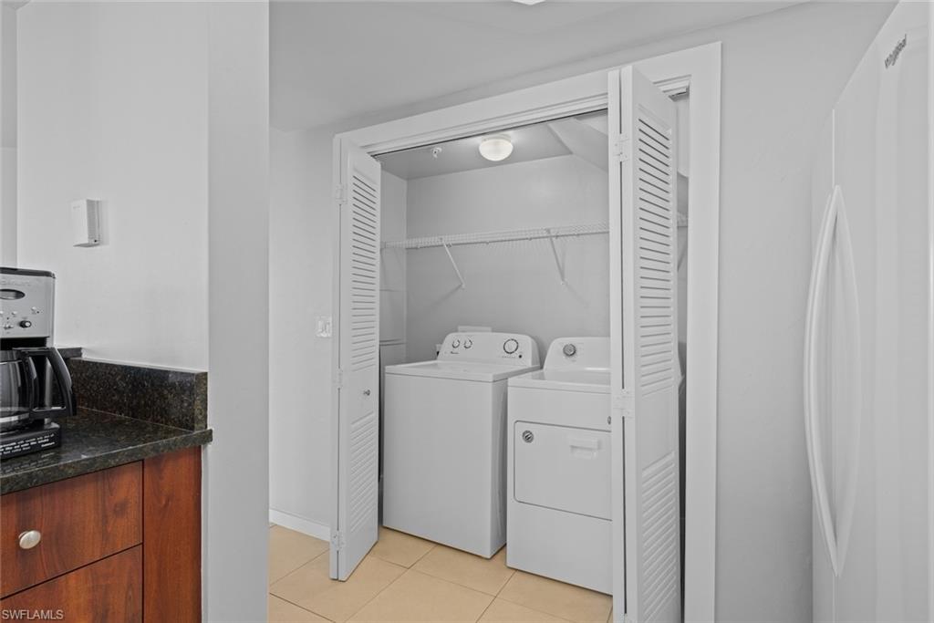 1666 Lands End Village Property Photo 15