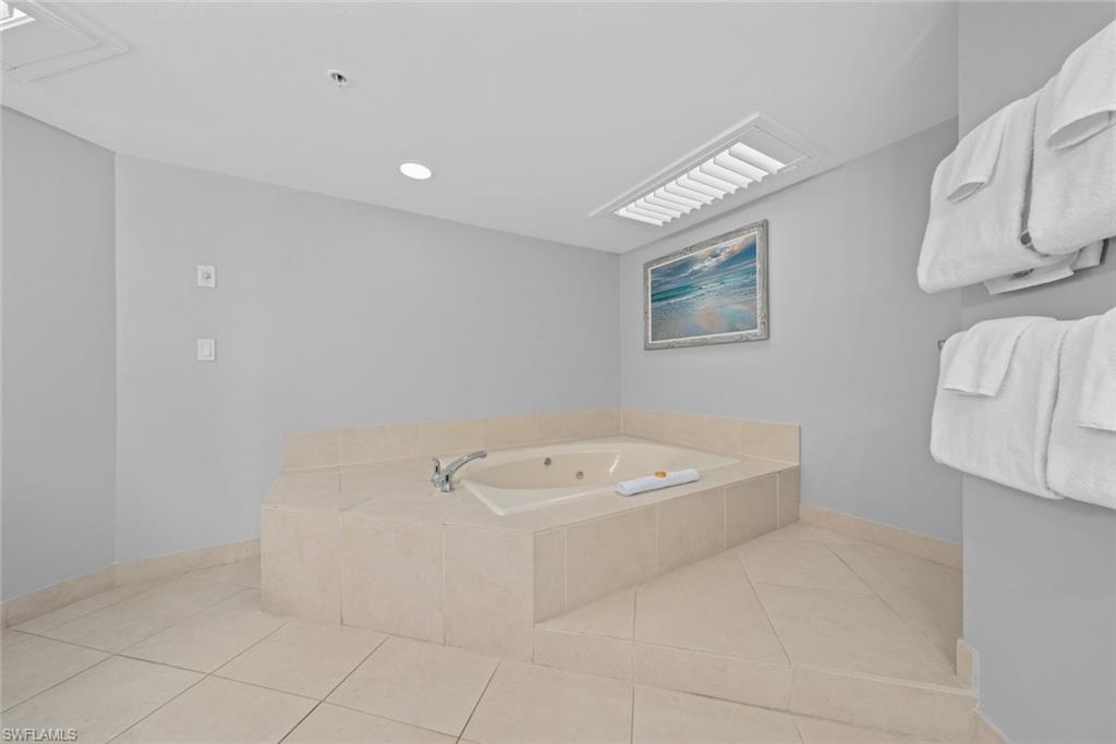 1666 Lands End Village Property Photo 23