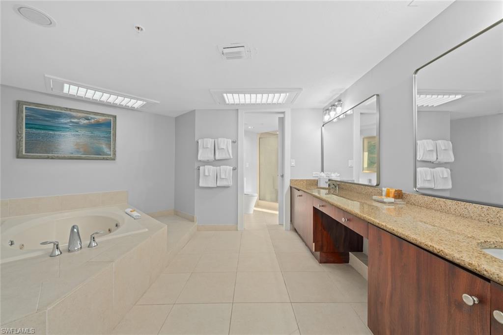 1666 Lands End Village Property Photo 25