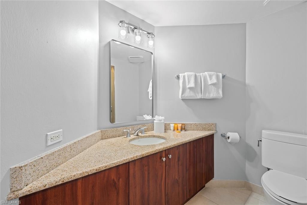 1666 Lands End Village Property Photo 28