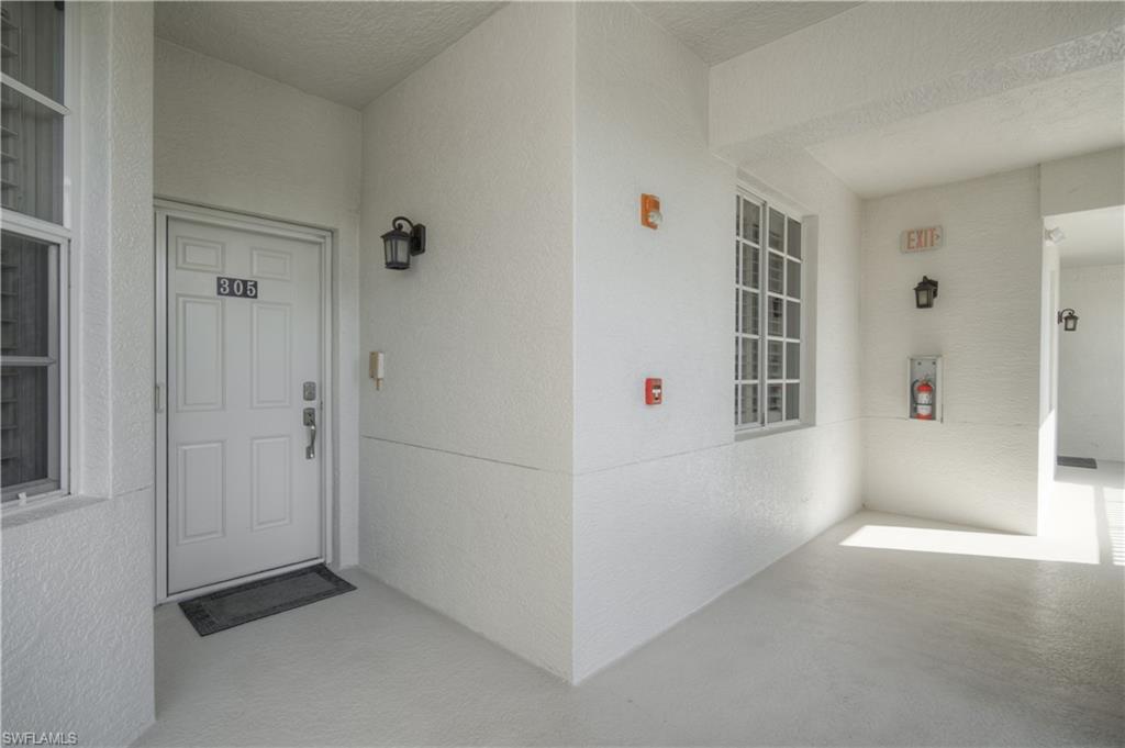 20916 Island Sound Cir # 305 Property Photo 3