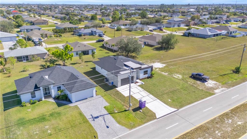 1021 Chiquita Blvd N Property Photo 6