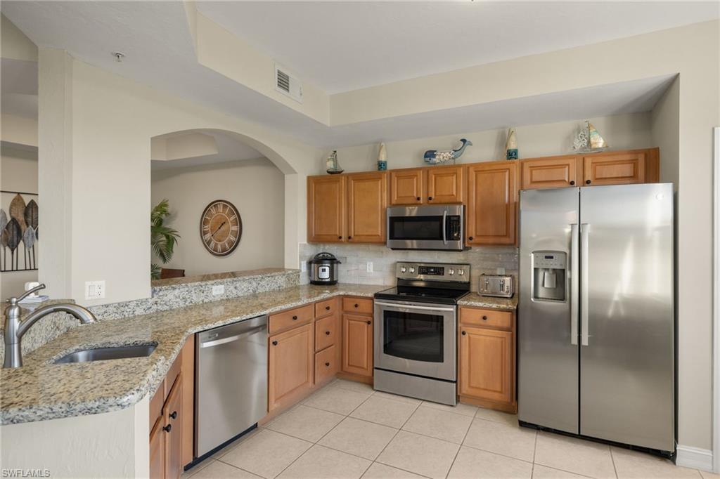 20930 Island Sound Cir # 305 Property Photo 8