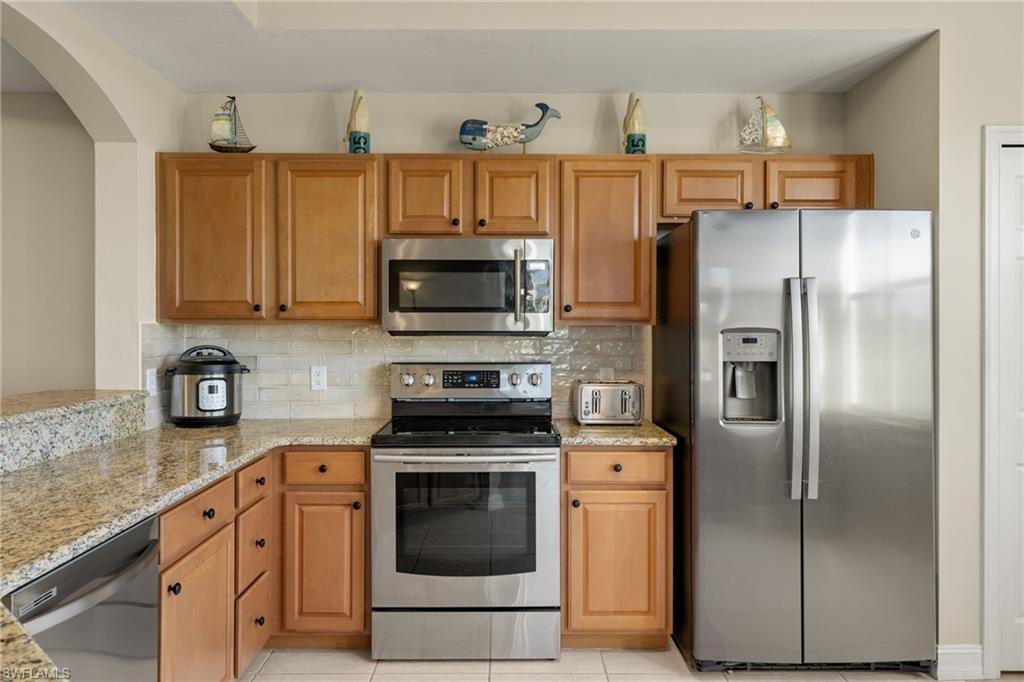 20930 Island Sound Cir # 305 Property Photo 9