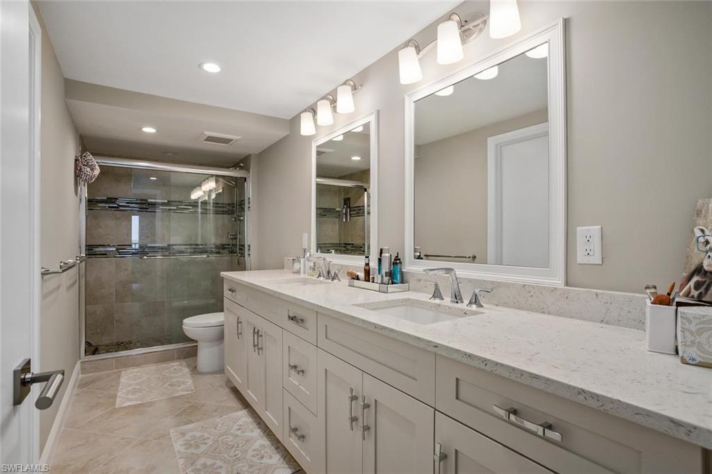 10851 Gulf Shore Dr # 402 Property Photo 9