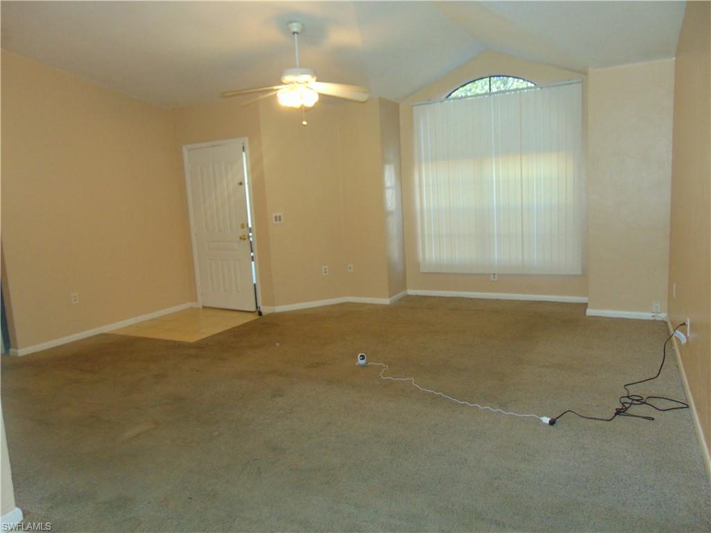 906 Wells Ave Property Photo 8