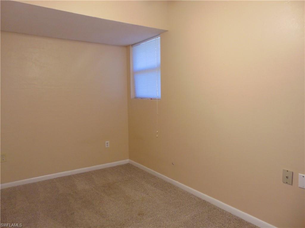 906 Wells Ave Property Photo 15