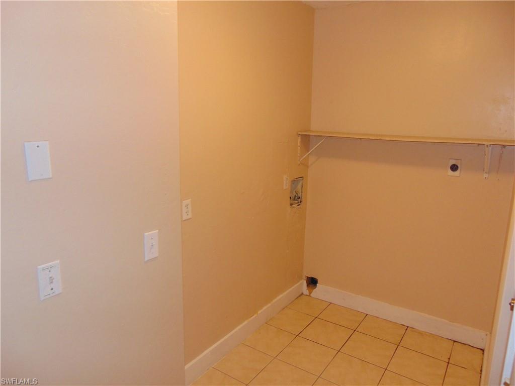 906 Wells Ave Property Photo 16