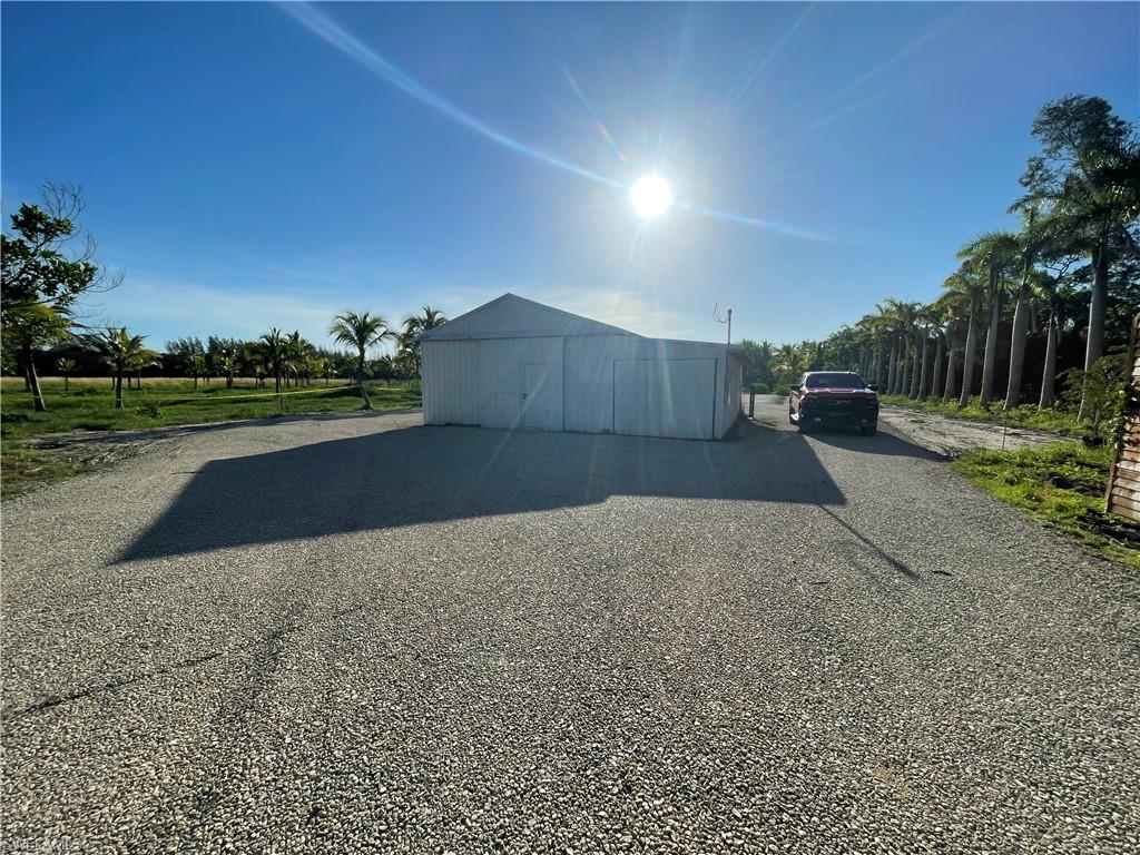 13640 Ficus Tree Ln Property Photo 8
