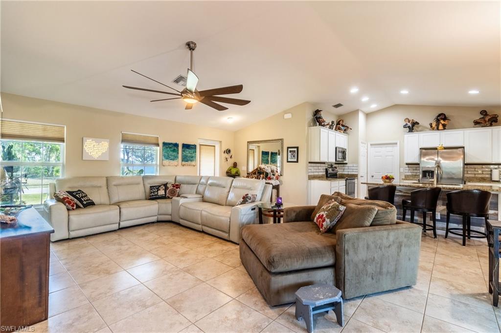 4150 Nw 39th Ave Property Photo 11