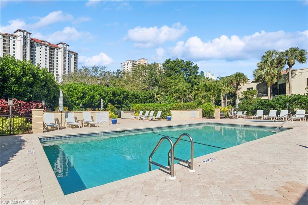 7048 Pelican Bay Blvd C-105 Property Photo 18