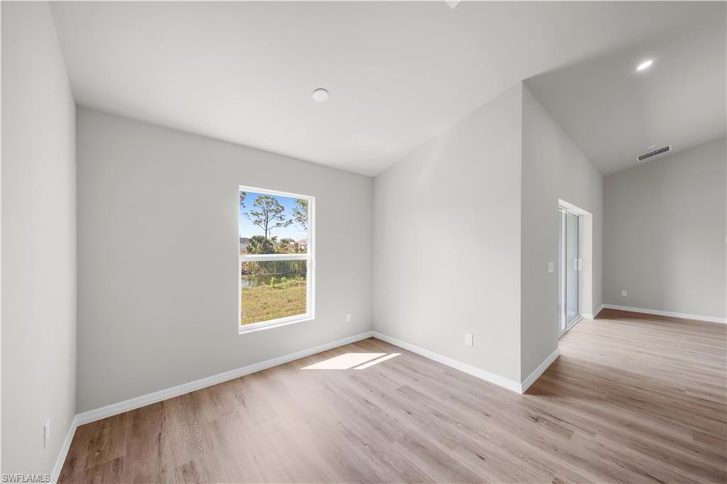 3340 Garden Blvd Property Photo 19