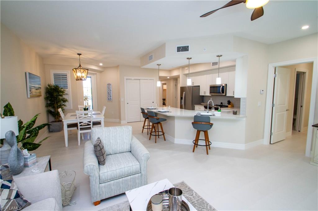 262 Indies Dr # 101 Property Photo 6