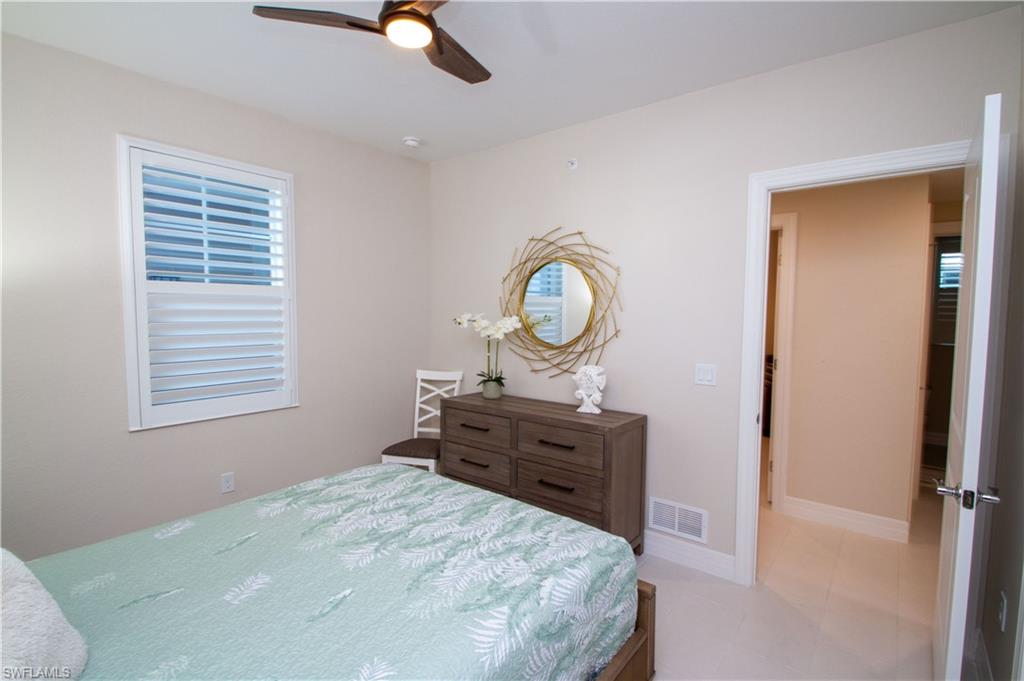 262 Indies Dr # 101 Property Photo 17