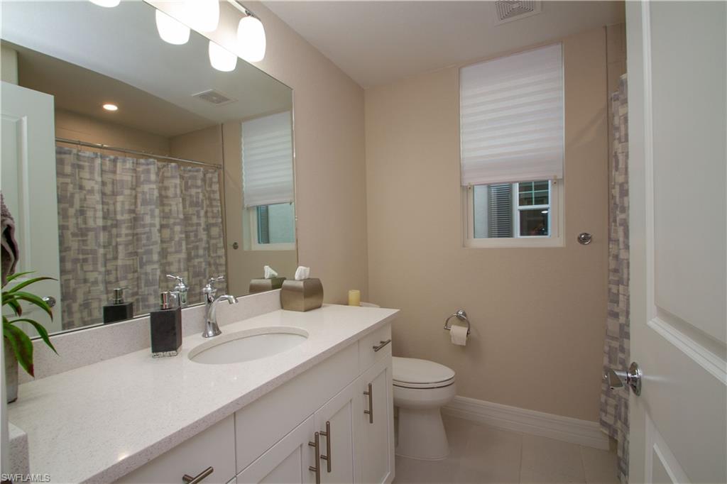 262 Indies Dr # 101 Property Photo 18