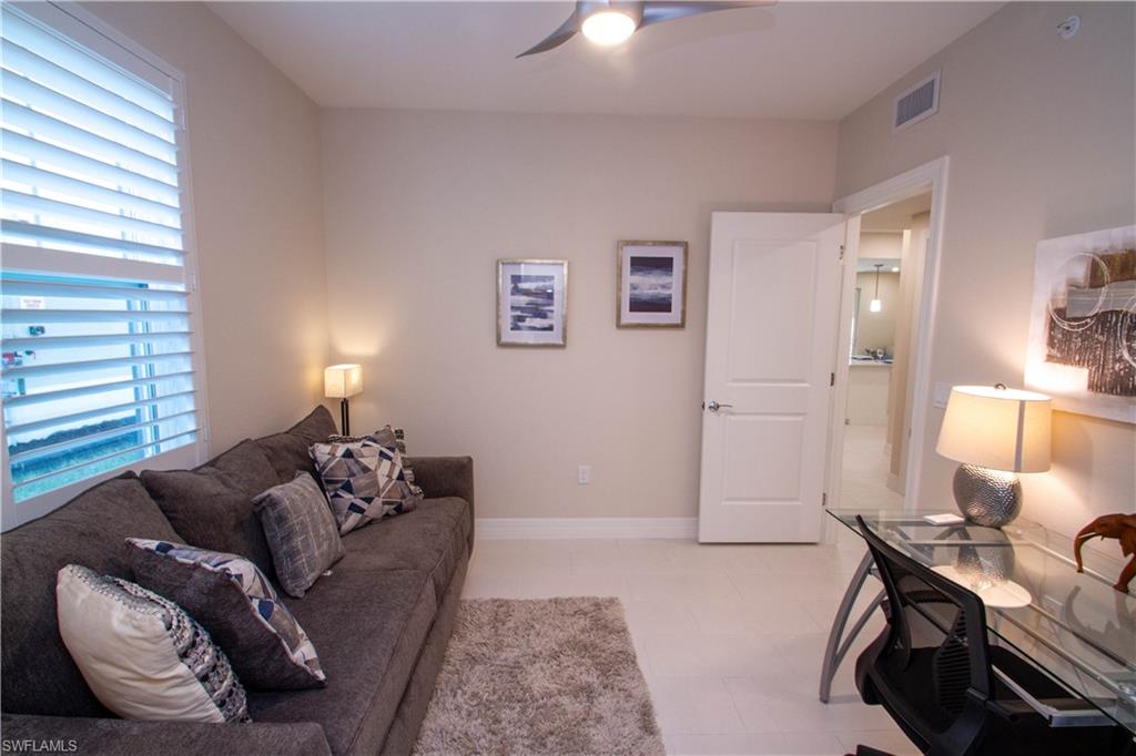 262 Indies Dr # 101 Property Photo 21