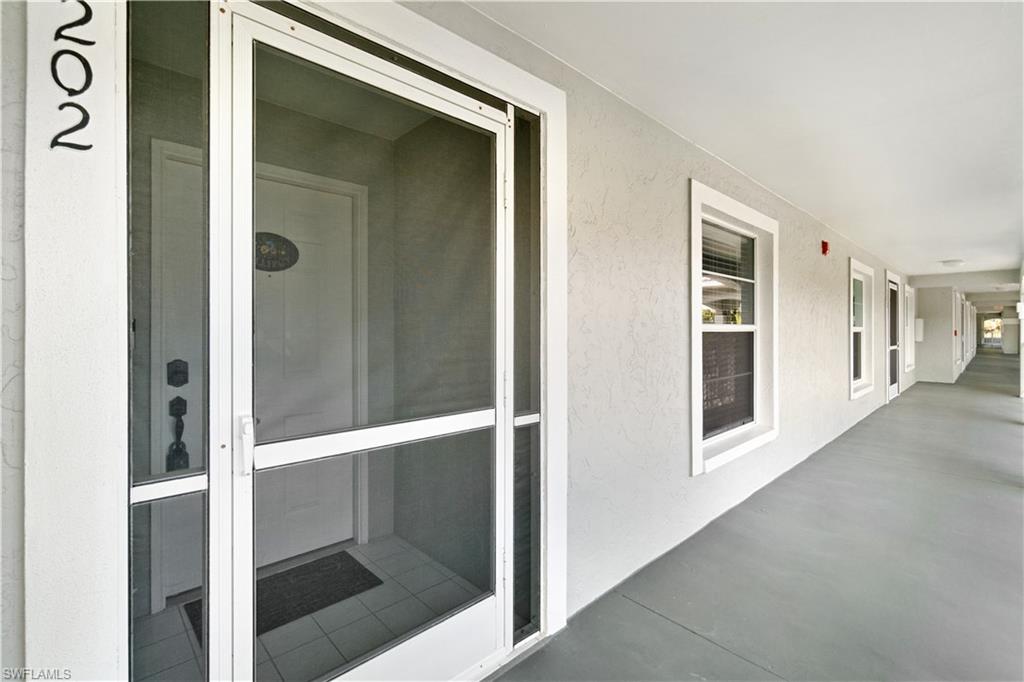 509 Roma Ct W # 202 Property Photo 4