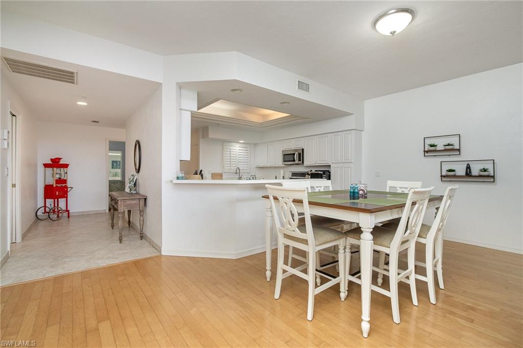 26876 Wedgewood Dr # 102 Property Photo 7