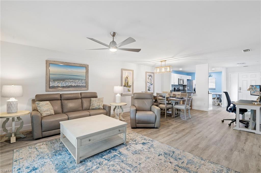 11921 Seabreeze Cove Ln # 210 Property Photo 6