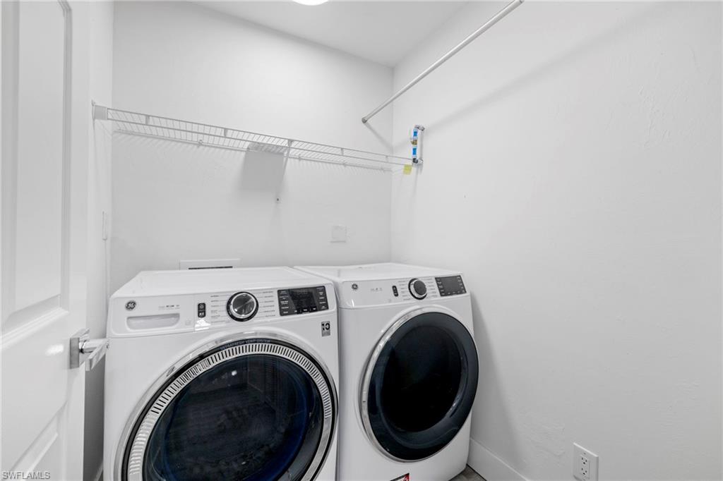 11921 Seabreeze Cove Ln # 210 Property Photo 17