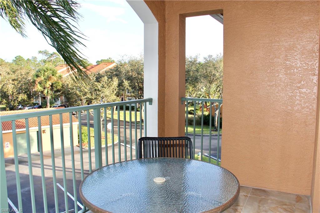 1265 Wildwood Lakes Blvd # 303 Property Photo 5