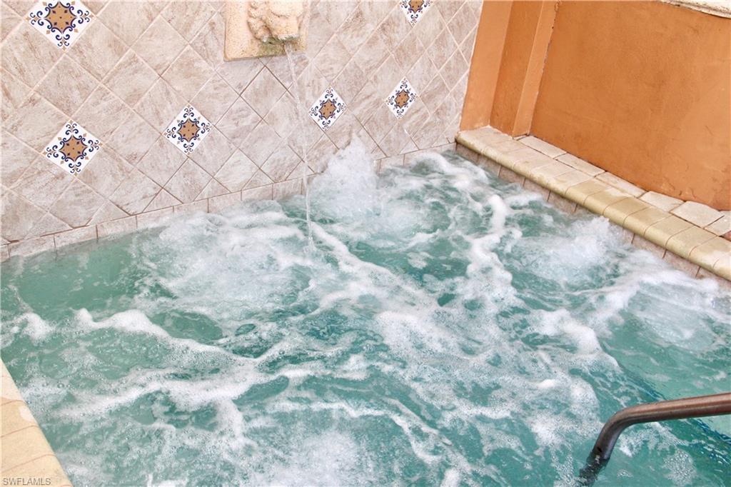1265 Wildwood Lakes Blvd # 303 Property Photo 26