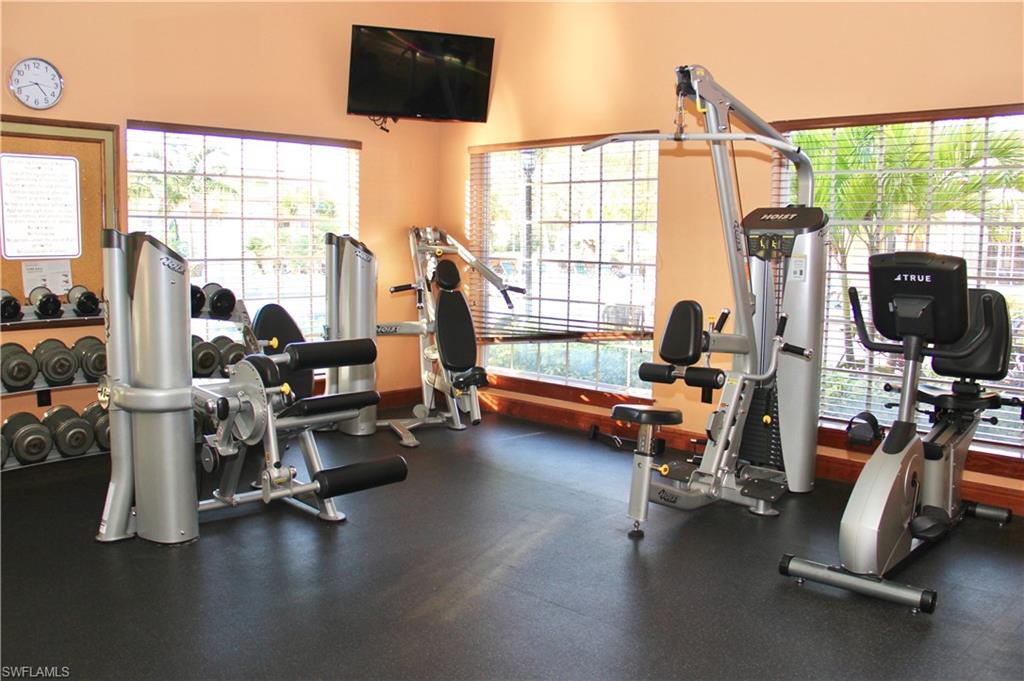 1265 Wildwood Lakes Blvd # 303 Property Photo 28