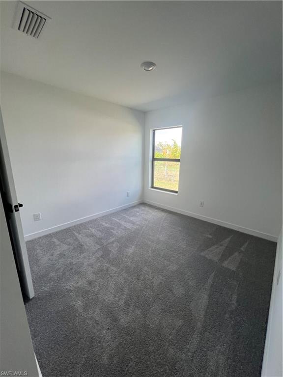 336 Parkdale Blvd Property Photo 8
