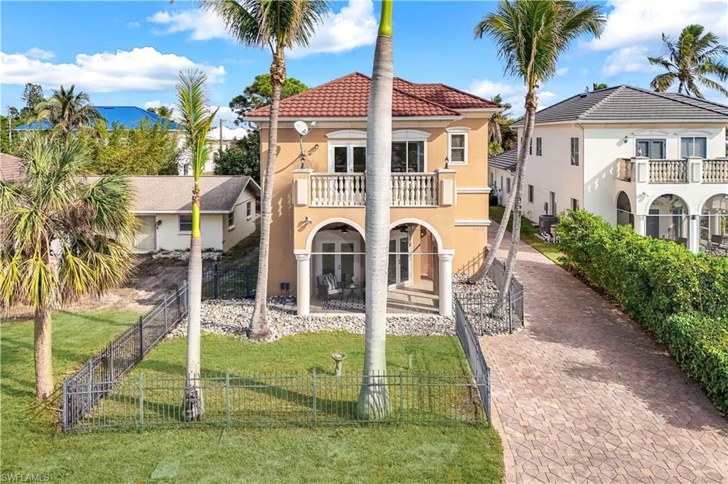 Naples Park Elementry School Real Estate Listings Main Image