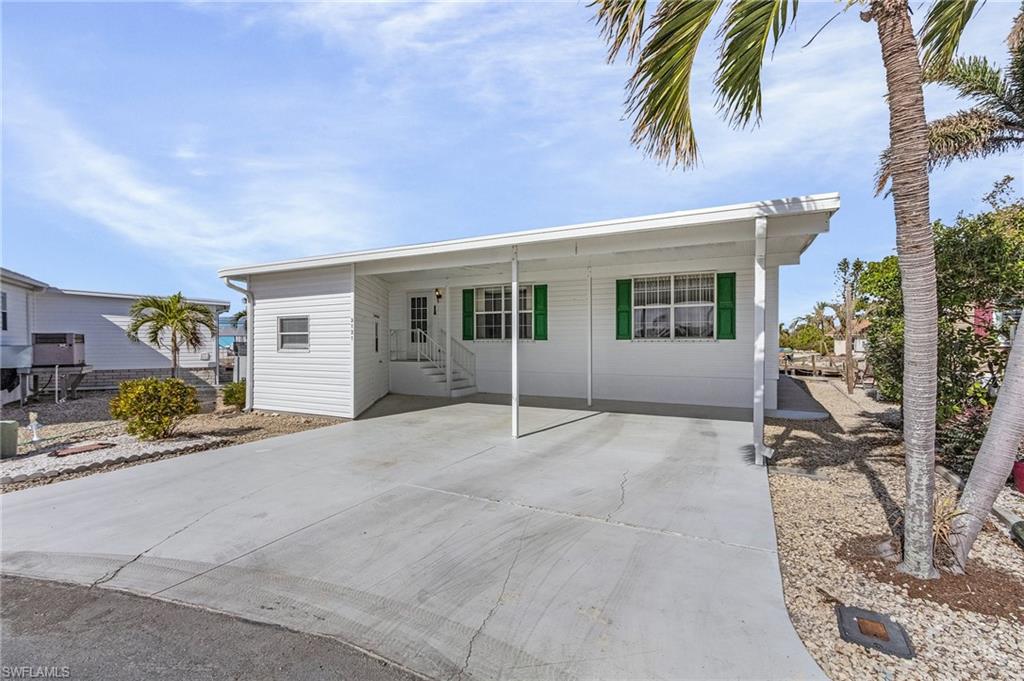 3121 Skipper Ln Property Photo