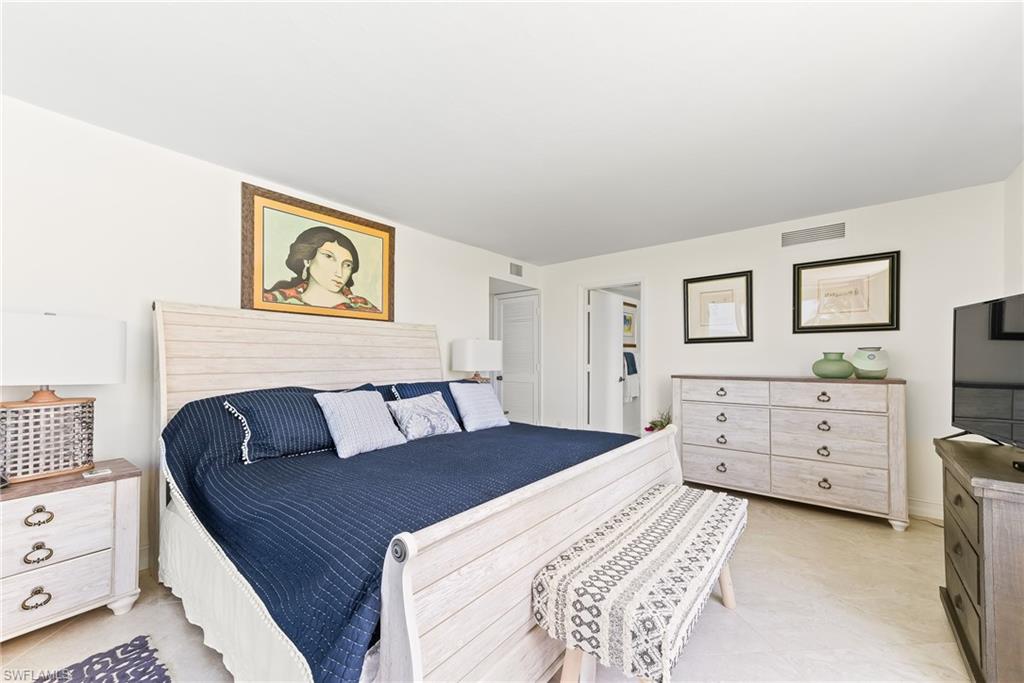 10701 Gulfshore Dr # 201 Property Photo 32