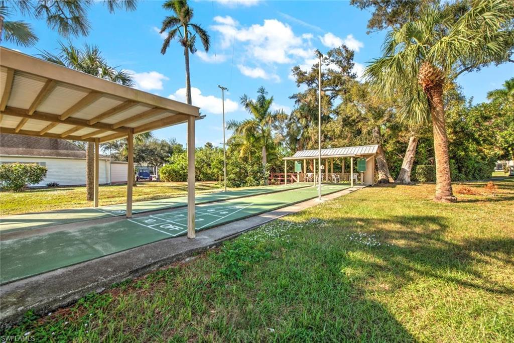 1418 Tropic Ter Property Photo 6