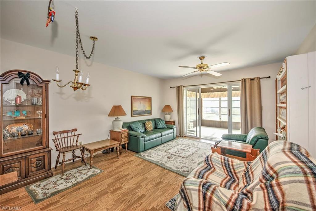 1418 Tropic Ter Property Photo 8