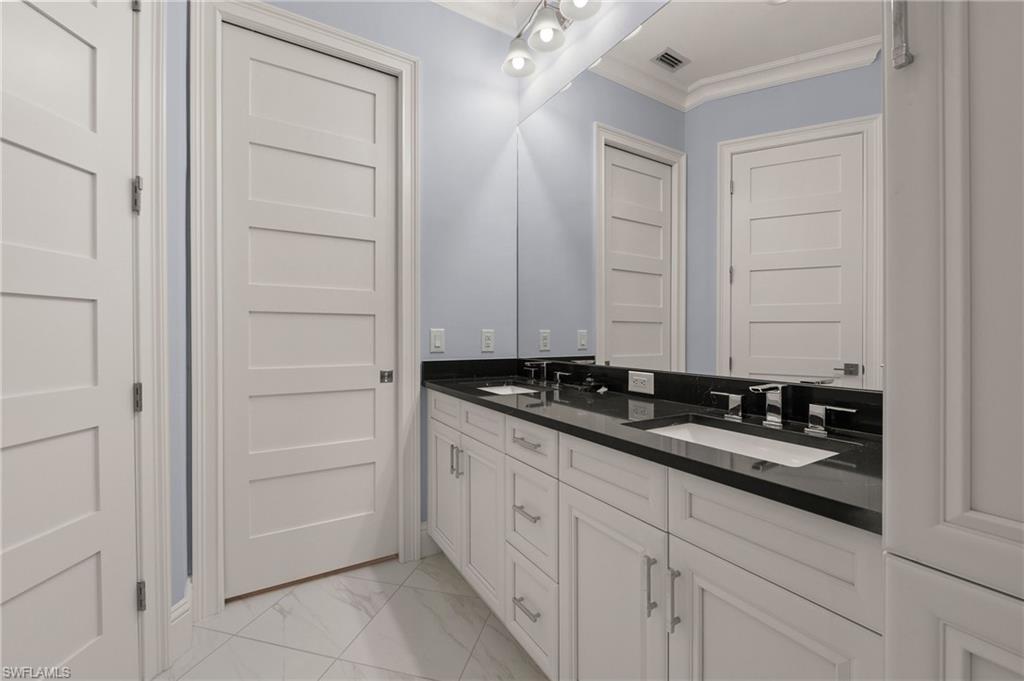 6907 Saona Ct Property Photo 19