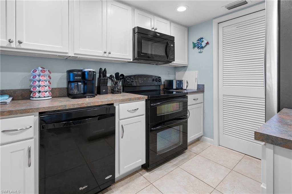 25901 Hickory Blvd # 506 Property Photo 3