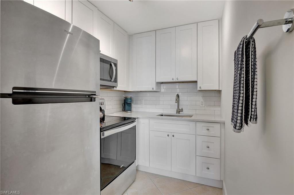1295 Gulf Shore Blvd S # 134 Property Photo 9