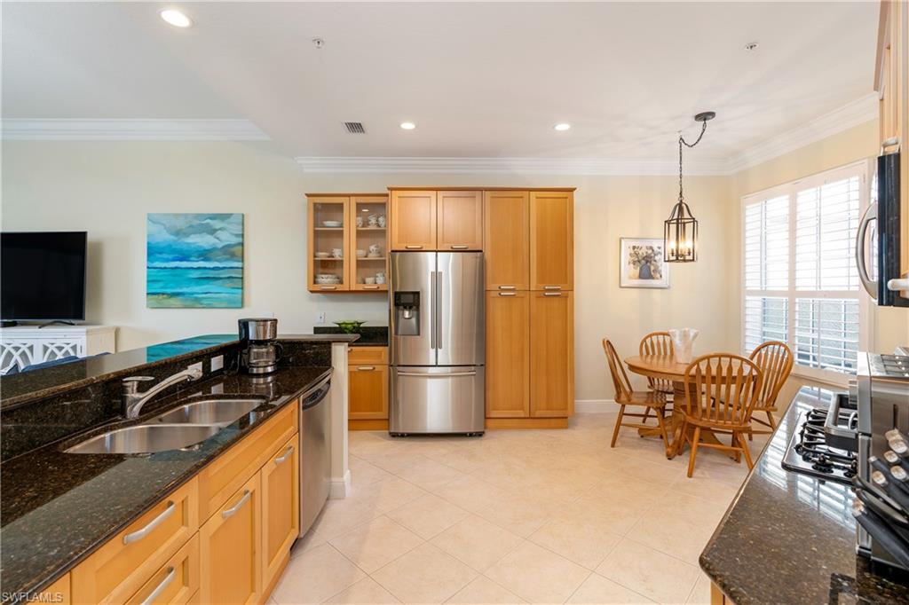 9259 Museo Cir # 102 Property Photo 8