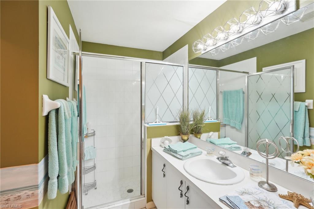 242 Newport Dr # 502 Property Photo 17