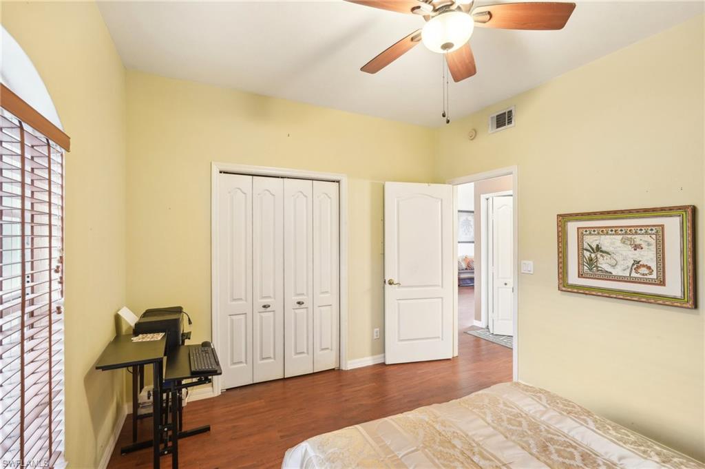 242 Newport Dr # 502 Property Photo 20