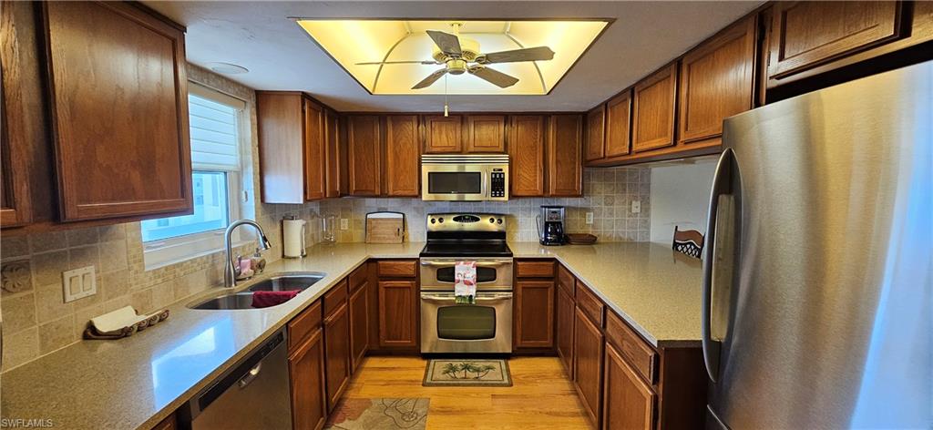 4581 Bay Beach Ln # 283 Property Photo 5