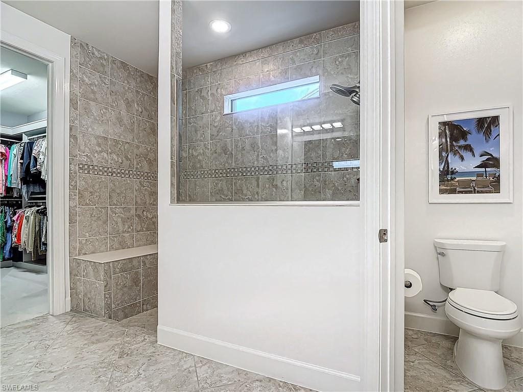 20462 Misty Woods Ct Property Photo 24