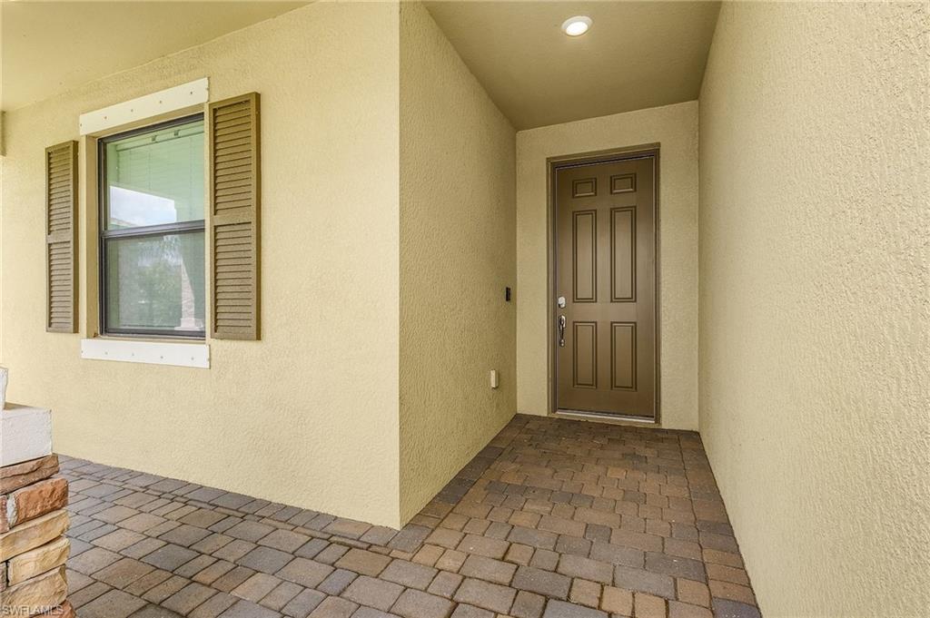 14556 Monrovia Ln Property Photo 4