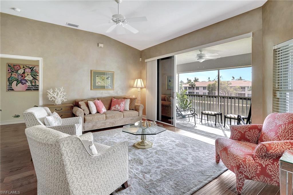 882 Carrick Bend Cir # 202 Property Photo
