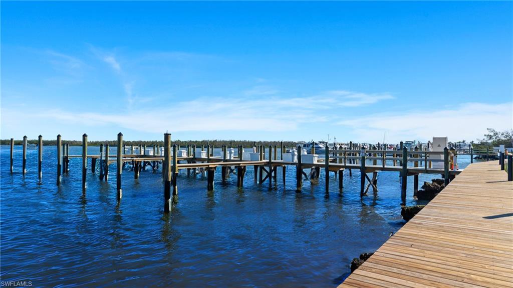 4753 Estero Blvd # 1405 Property Photo 36