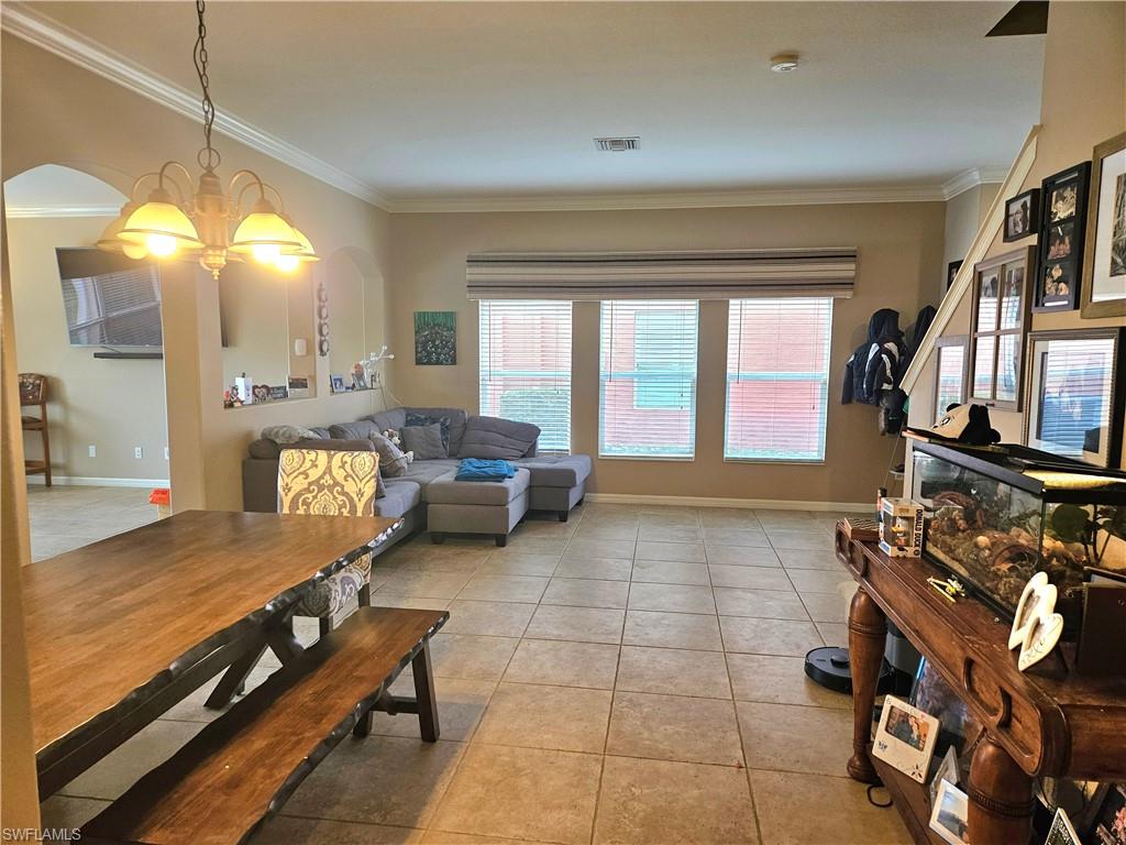 2851 Via Campania St Property Photo 8