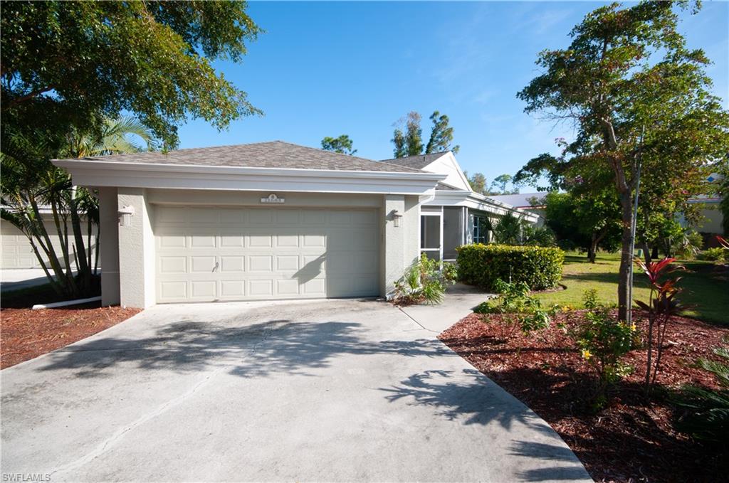 21685 Sungate Ct Property Photo 2