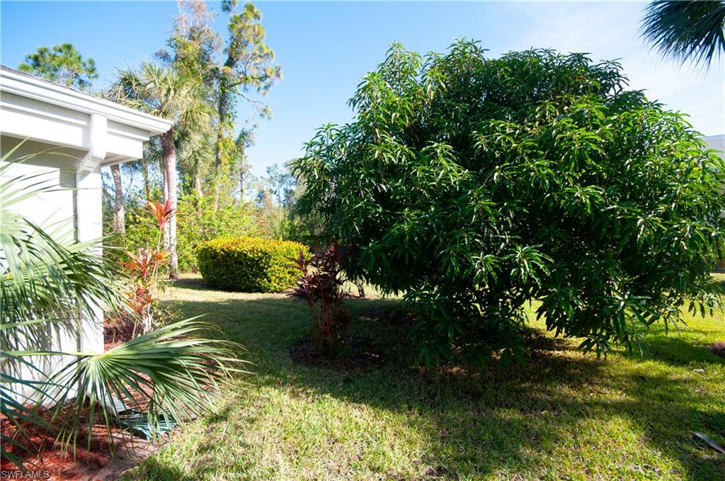 21685 Sungate Ct Property Photo 3