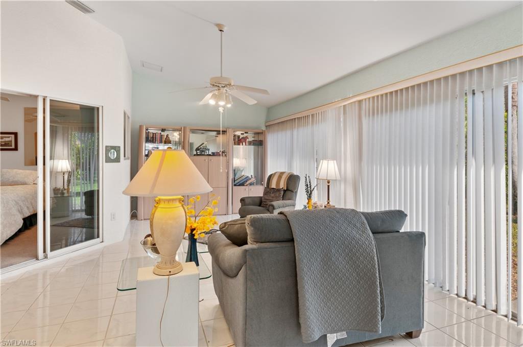 21685 Sungate Ct Property Photo 25