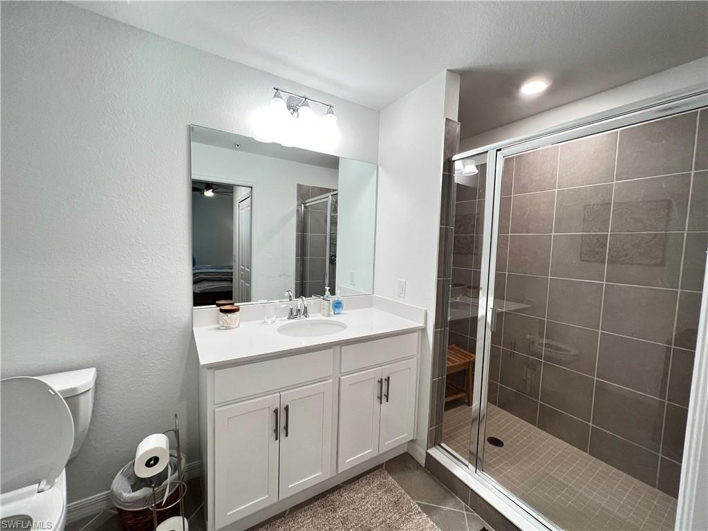 14121 Heritage Landing Blvd # 736 Property Photo 9